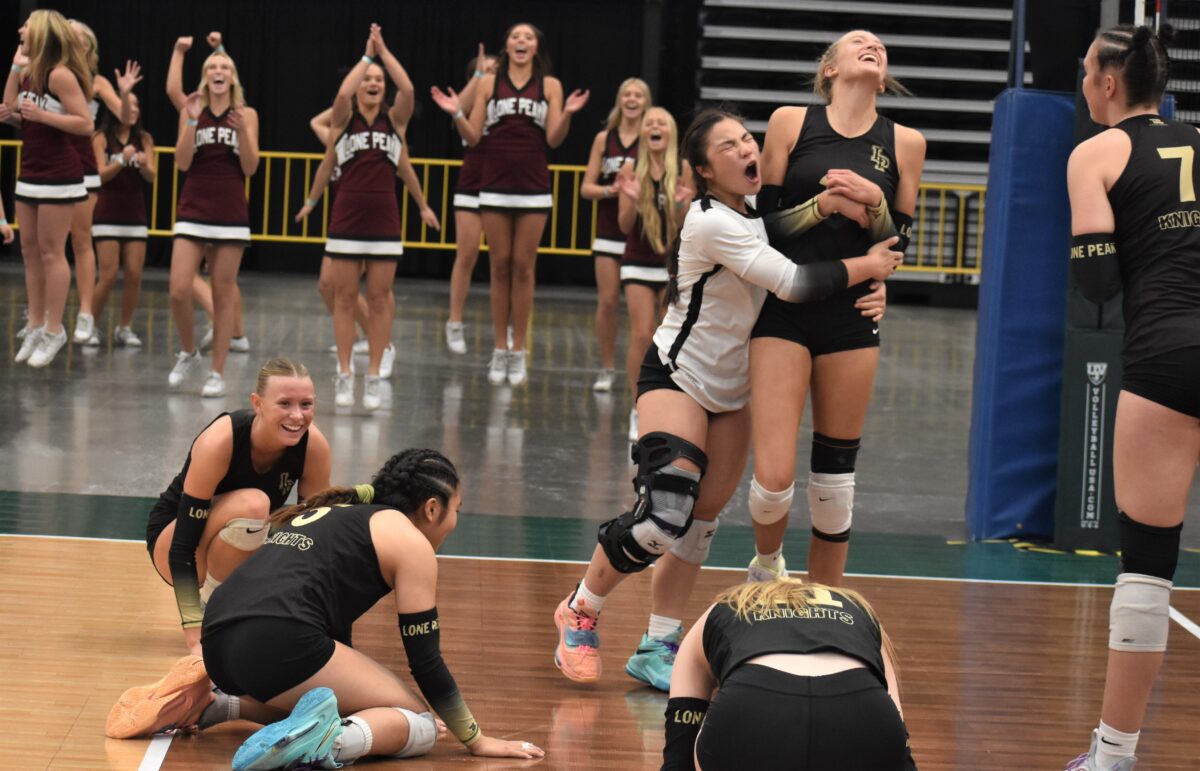 Lone Peak volleyball comes up clutch to win 2022 6A championship News, Sports, Jobs Daily Herald